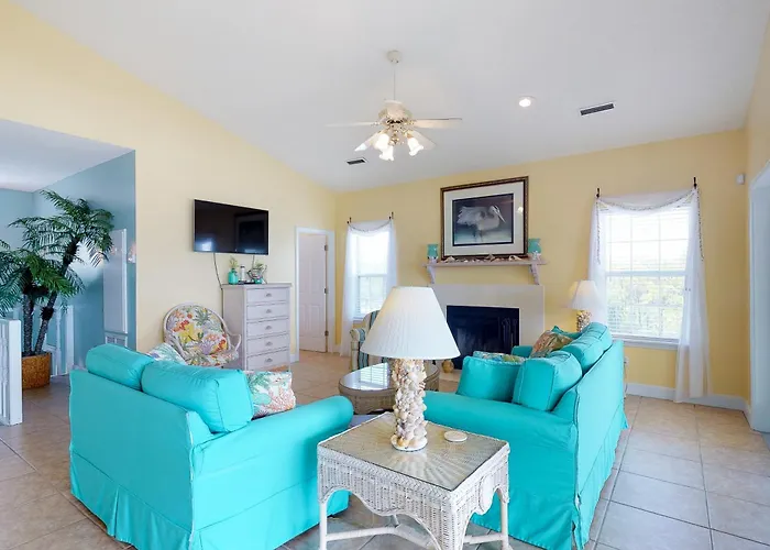 Bayfront Home On The East End With Private Heated Pool Fishing Pier & Deck